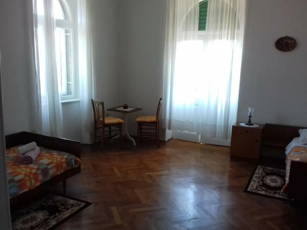 Apartment Villa Elbe Lovran 0*,  Chorvatsko